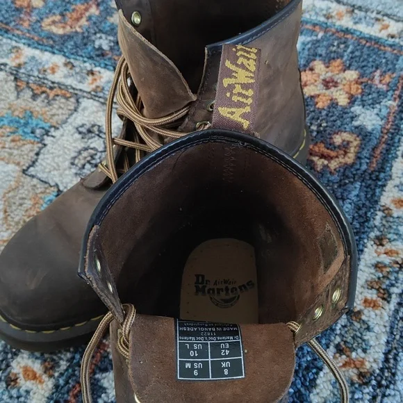 Dr. Martens 1460 Crazy Horse Leather Boots - Picture 5 of 6
